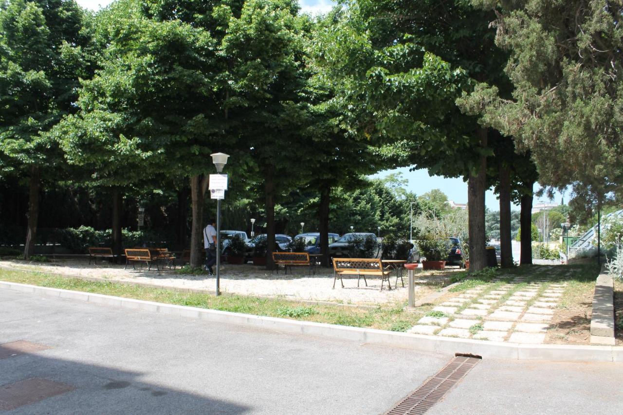 Casa Per Ferie San Juan De Avila - Rome — Fotos 2